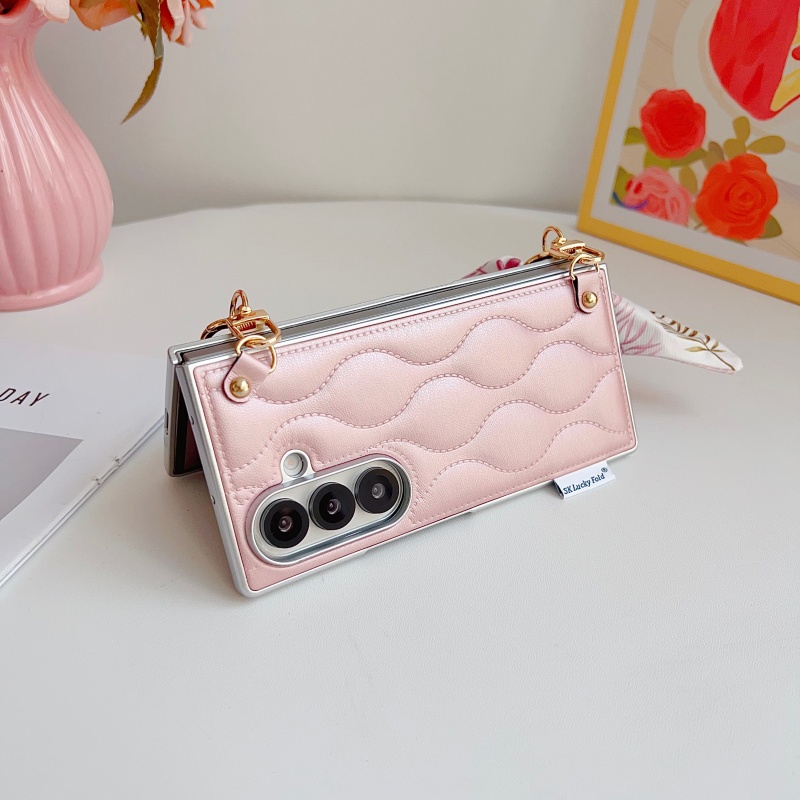 Luxury Wave Pattern Leather Ph - огляд і ціна Phone Cases Z Fold 5